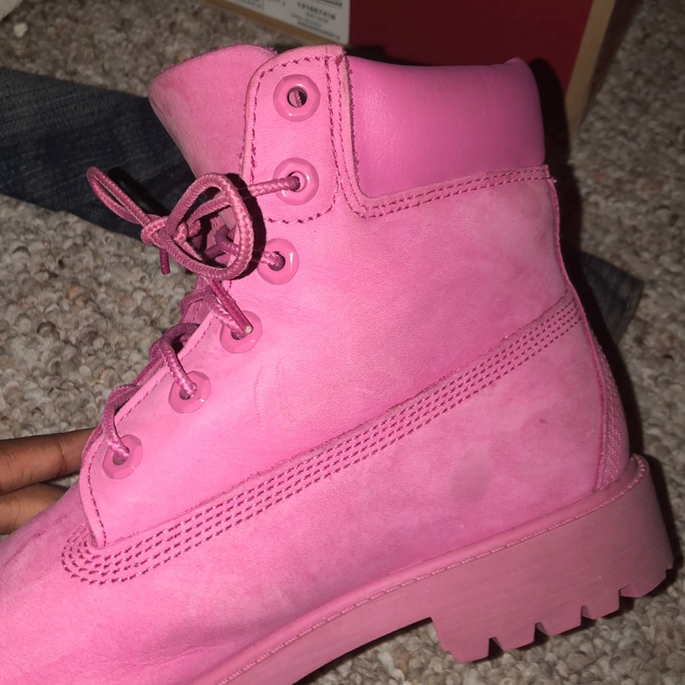 Rose Pink waterproof timberlands !